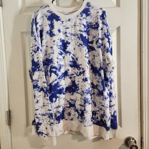 Original Use sweat shirt the size tag has been torn out